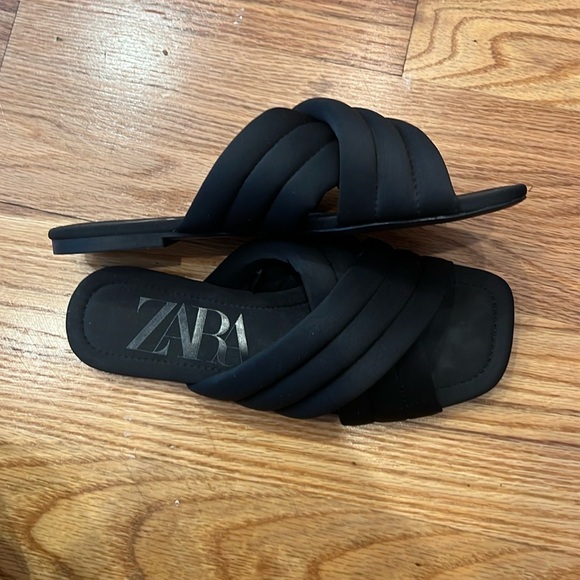 Zara Tufted Slides- Black matte satin size 37 - Picture 6 of 8